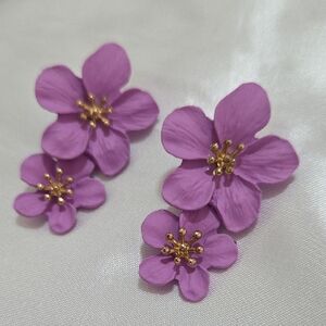 Bohemian Daisy Flower Matte Floral Petal Drop Dangle Purple Earrings